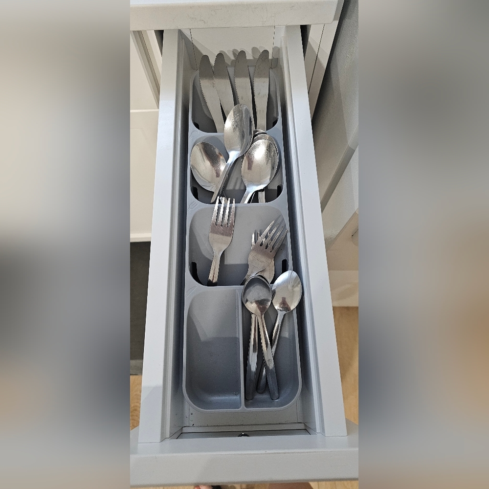 Cute Utensil holder